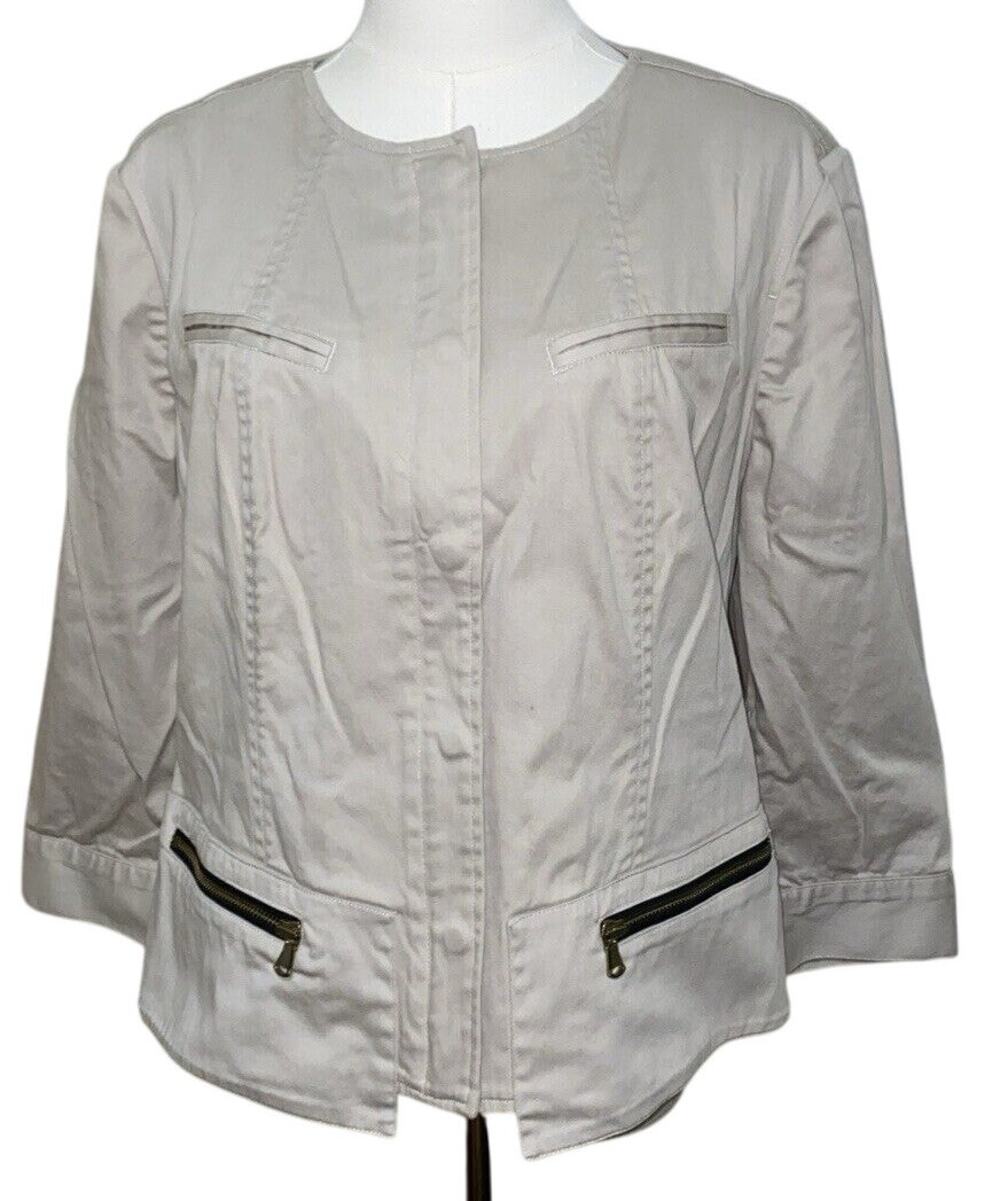 Chico's khaki utility jacket CHICO'S SZ 1 (size 8 women's) Safari Utility